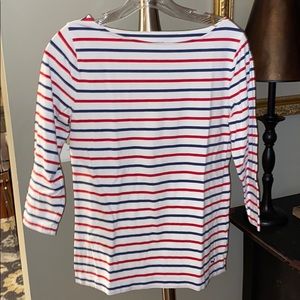 Vineyard Vines top